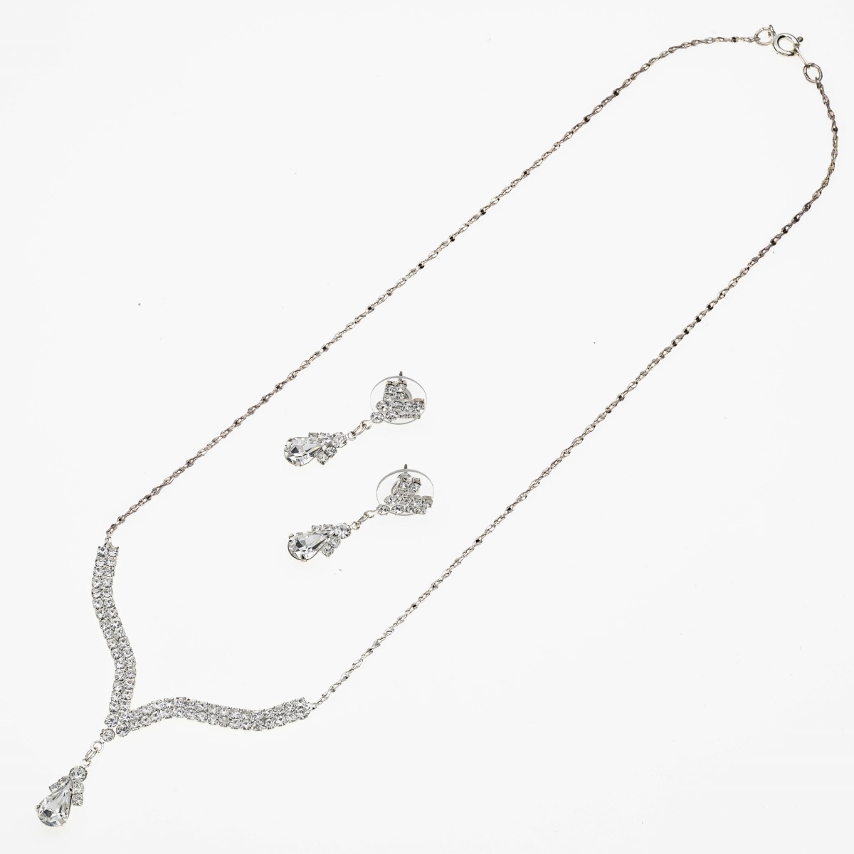 Σετ Μεταλλικό σε Ασημί Χρώμα – Σκουλαρίκια και Κολιέ με Αλυσίδα, Στράς και Swarovski