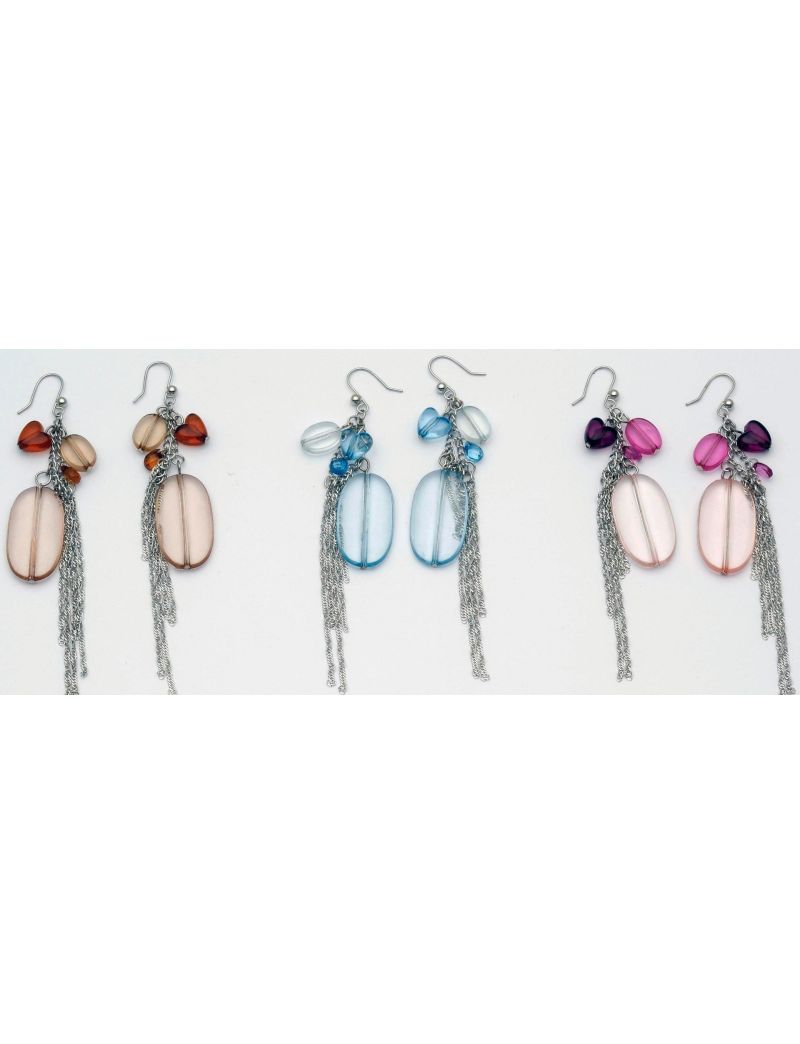Σκουλαρίκια μεταλλικά σε ασημί χρώμα με αλυσίδες και διακοσμητικές χαντρές