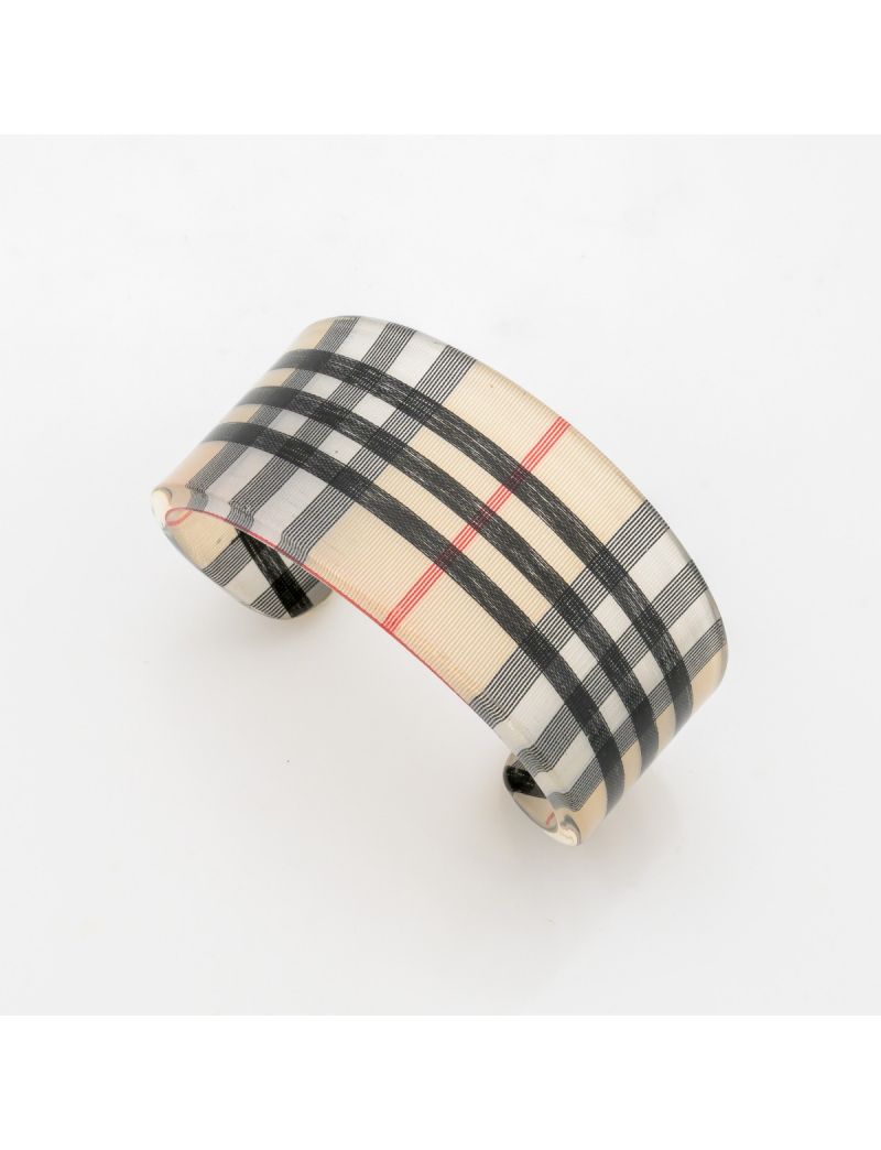 Σταθερό Βραχιόλι Cuff με Εικονικό Καρό Print για Bold Εμφανίσεις