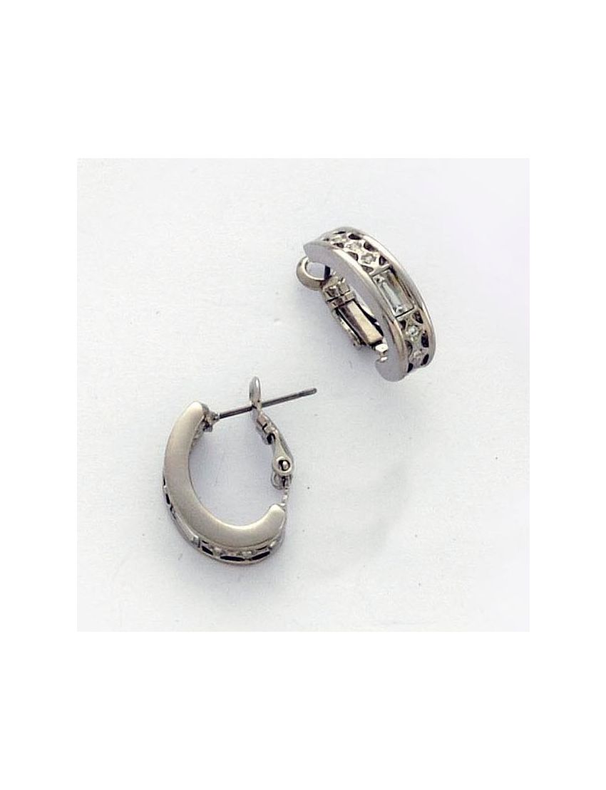 Σκουλαρίκια μεταλλικά σε μοναδικό σχέδιο