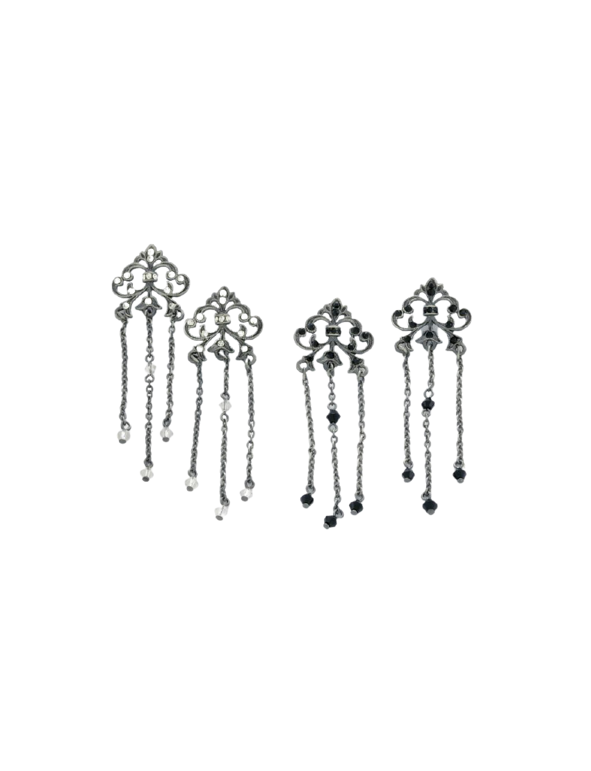 Σκουλαρίκια μεταλλικά ασημί,περίτεχνο σχέδιο με στράς σε λευκό και μαύρο χρώμα