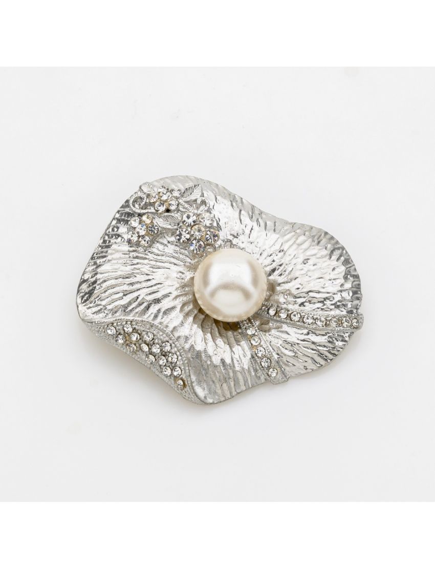 Baroque & Modern Pearl Brooch Collection