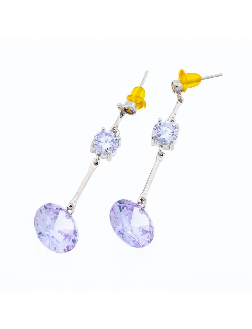 Σκουλαρίκια μεταλλικά κρεμαστά σε ασημί χρώμα διακοσμημένα με στράς και ζιργκόν