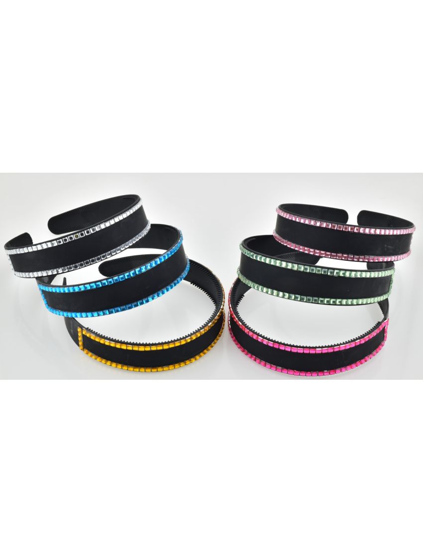 Στέκα πλαστική πλακέ φαρδιά μαύρη διακοσμημένη με τετράγωνες χάντρες σε 6 χρώματα