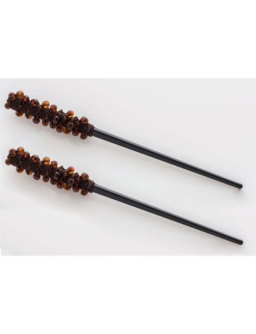 Βελόνα πλαστική με σχοινί και πέτρες σε 3 χρώματα (συσκευασία 1 τεμάχιο)