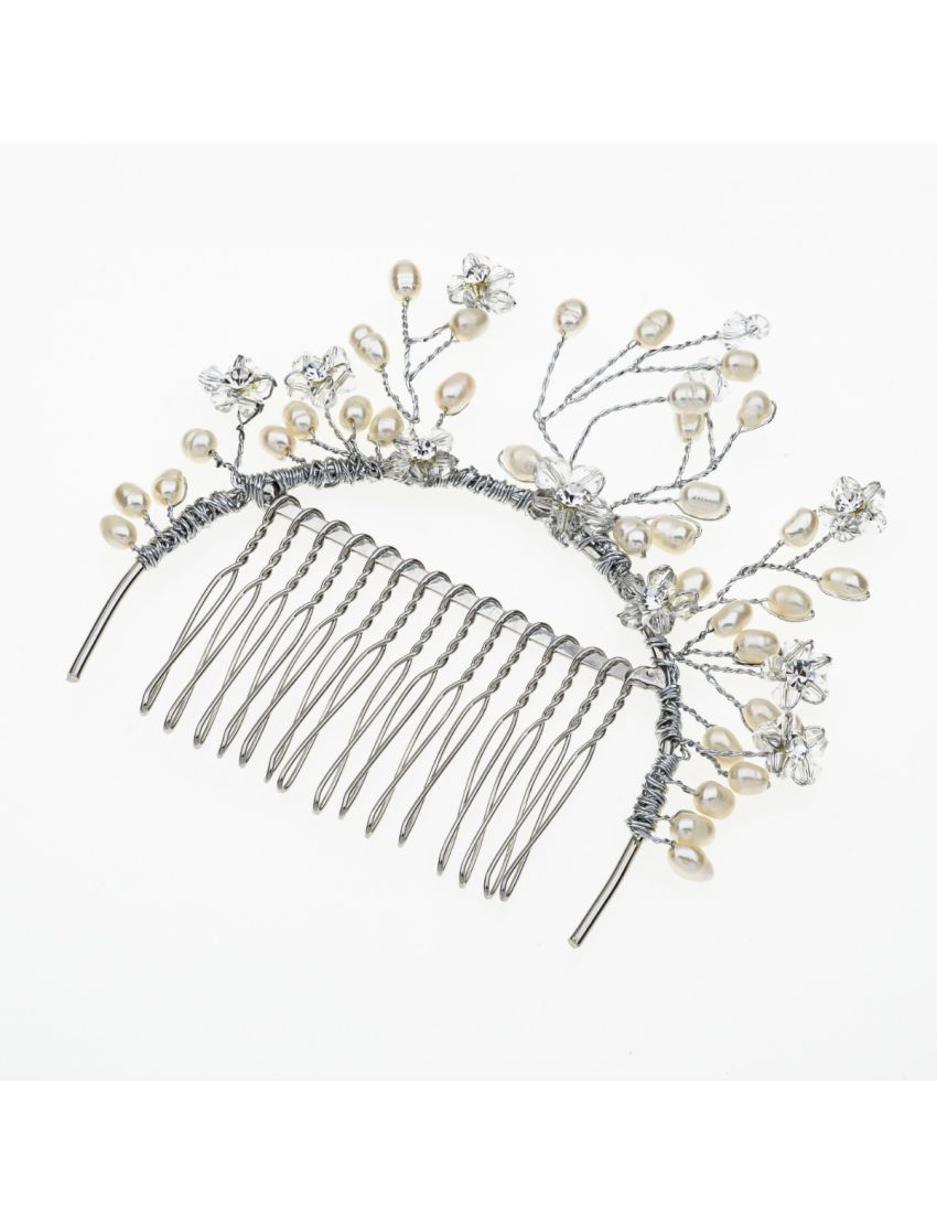 Χτενάκια μεταλλικά σε ασημί χρώμα με σύρμα,στράς και χάντρες σε 2 σχέδια