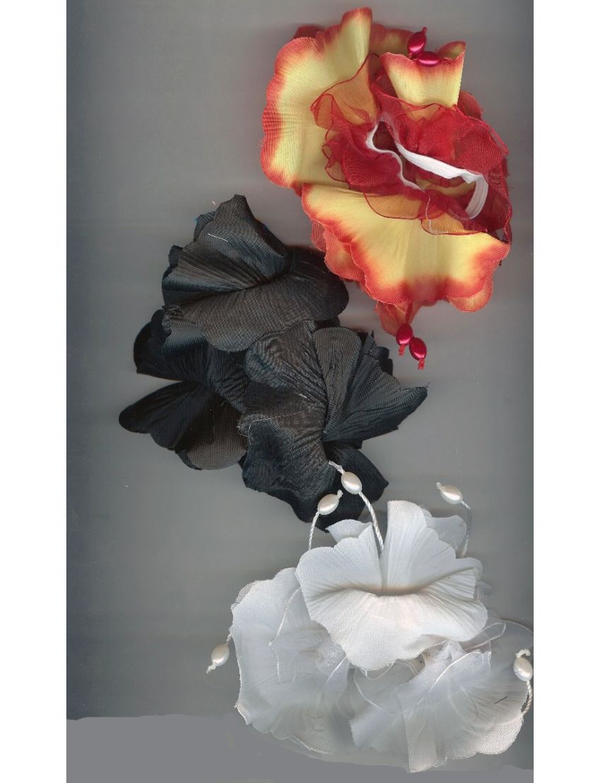 Σούρα υφασμάτινο λουλούδι με λευκές πέρλες