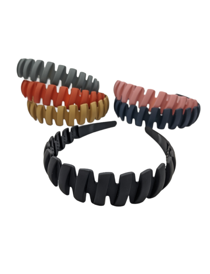 Στέκα πλαστική με σχέδιο ( 6 μάτ χρώματα)